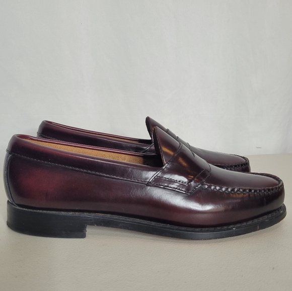 G.H. Bass & Co. Other - G.H. Bass Men's 1936 Logan Flat Strap Weejuns Loafer in Wine - Size 9